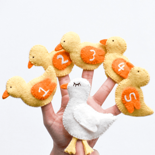 Tara Treasures Felt Five Little Ducks Farm Finger Puppet Set of 6 - My Playroom 