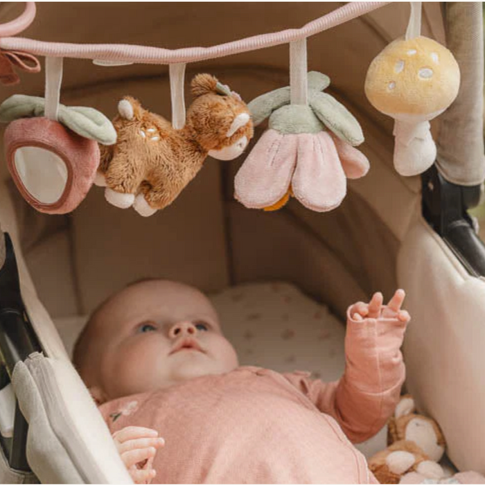 Wooden Baby Toys vs Plastic Baby Toys: What Every Parent Should Know