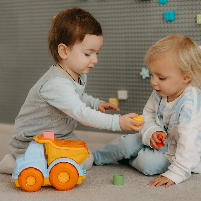 Educational Toys - Unlocking Full Potential Through Play at My Playroom