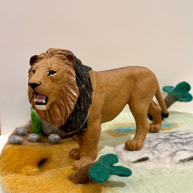 Lion Figurine by Safari Ltd  Extra Large Safari Collection Animal Figurines 3yr+