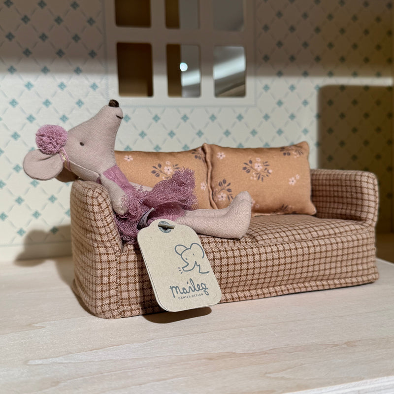 Maileg Couch Mouse Gifting Idea for 3yrs+