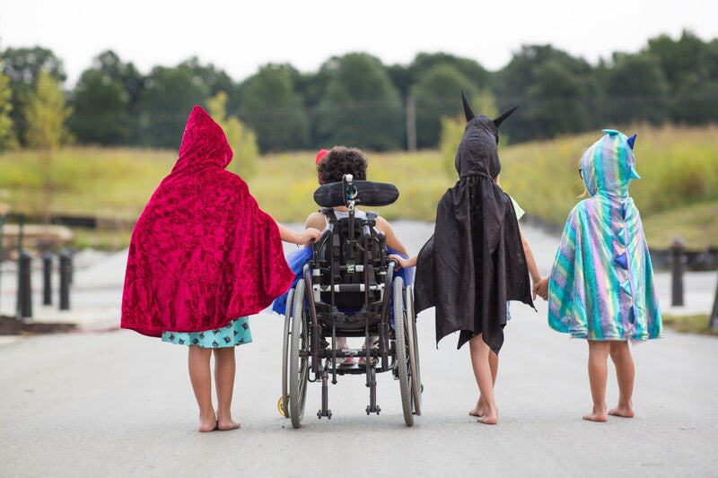 Little Red Riding Hood Cape Size 5-6 by Great Pretenders Costumes Best Seller Fairy Unicorn and Castle Theme 3yrs+