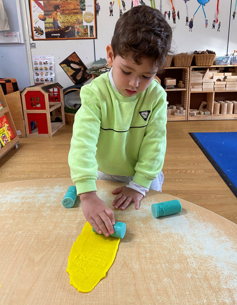 Yellow Door Let's Roll Nursery Rhymes Rolling Pin Art and Craft for Kids Playdough Sand Toys Sensory Toys Toddler 2yrs+