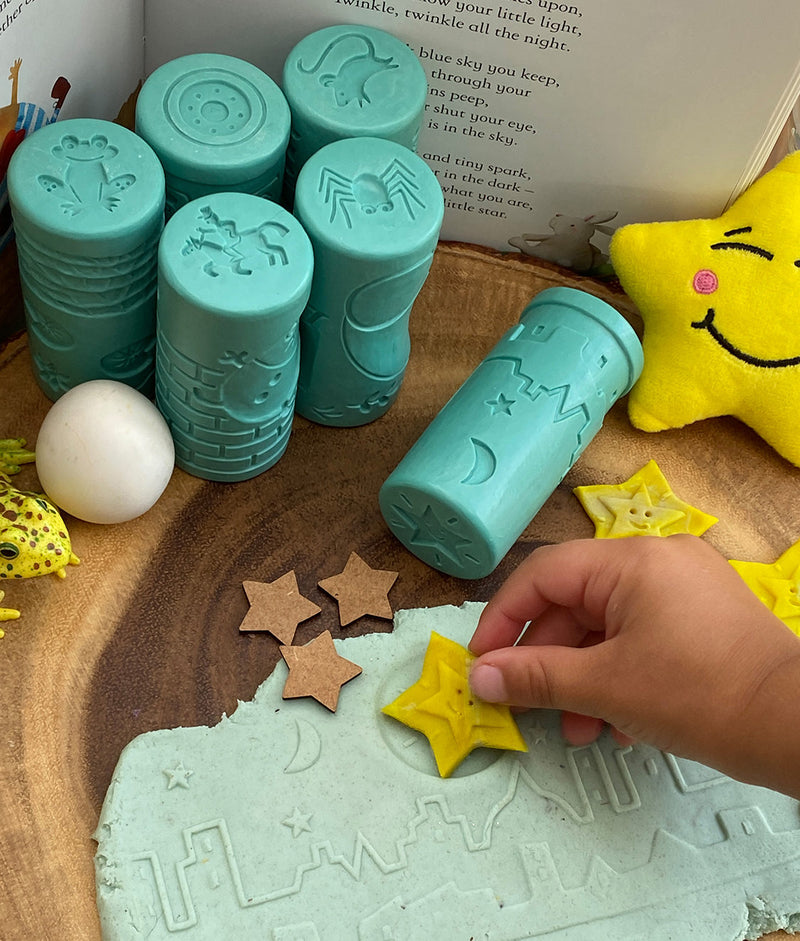 Yellow Door Let's Roll Nursery Rhymes Rolling Pin Art and Craft for Kids Playdough Sand Toys Sensory Toys Toddler 2yrs+