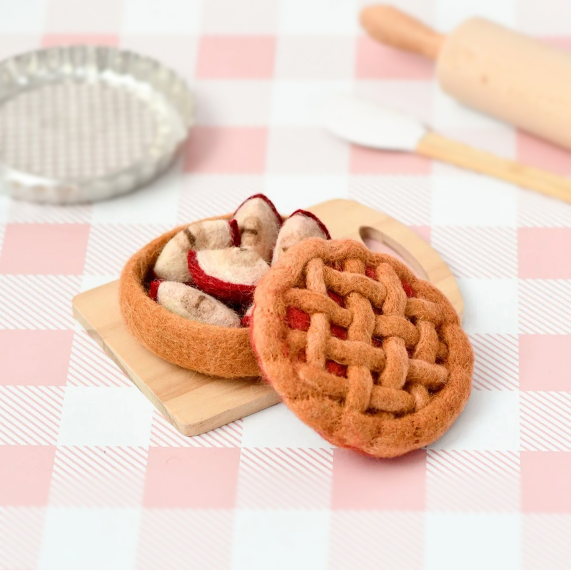 Tara Treasures Felt Apple Pie Set Play Food Set Pretend and Imaginative Play Toys 3yrs+