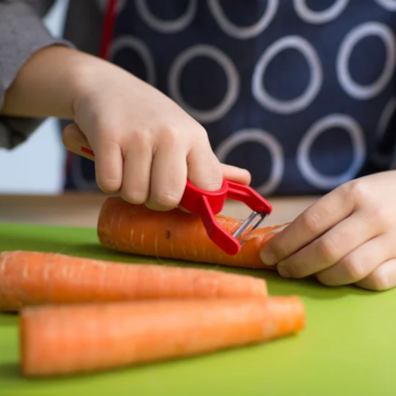 Opinel Le Petit Chef Peeler Montessori Practical Life Materials 7yrs+