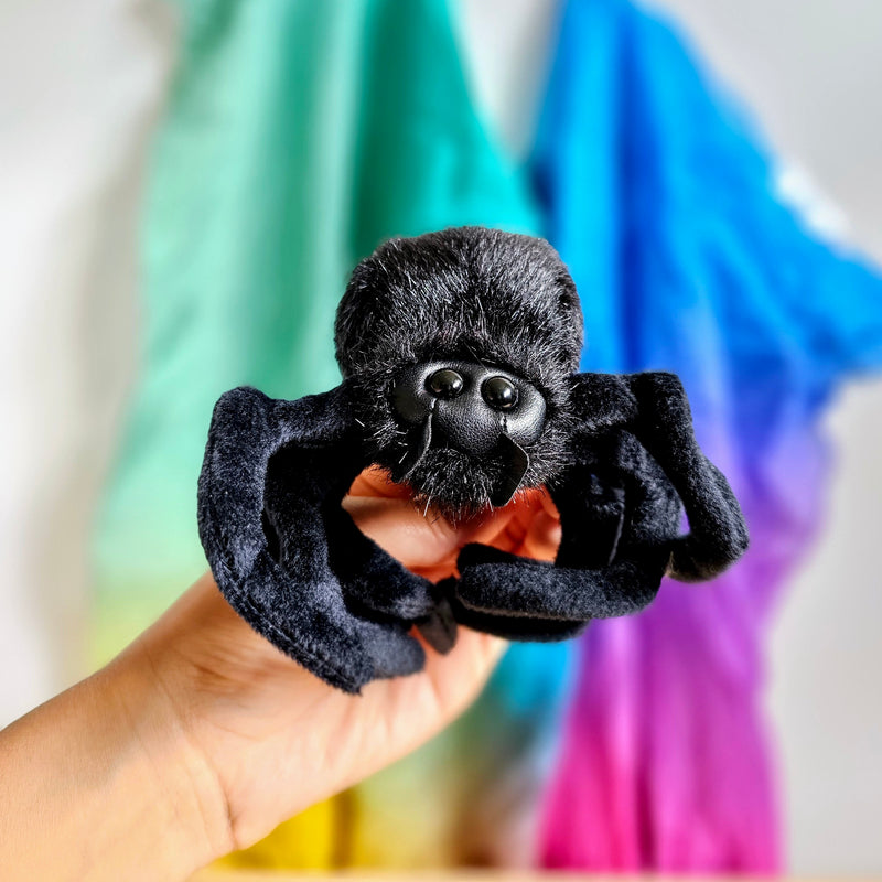 Spider Finger Puppet by Folkmanis 3yrs+