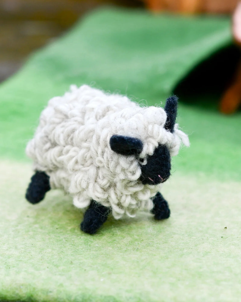 Tara Treasures Felt Sheep Pretend & Imaginative Play Farm Animal Toys Felt Animals 3yrs+