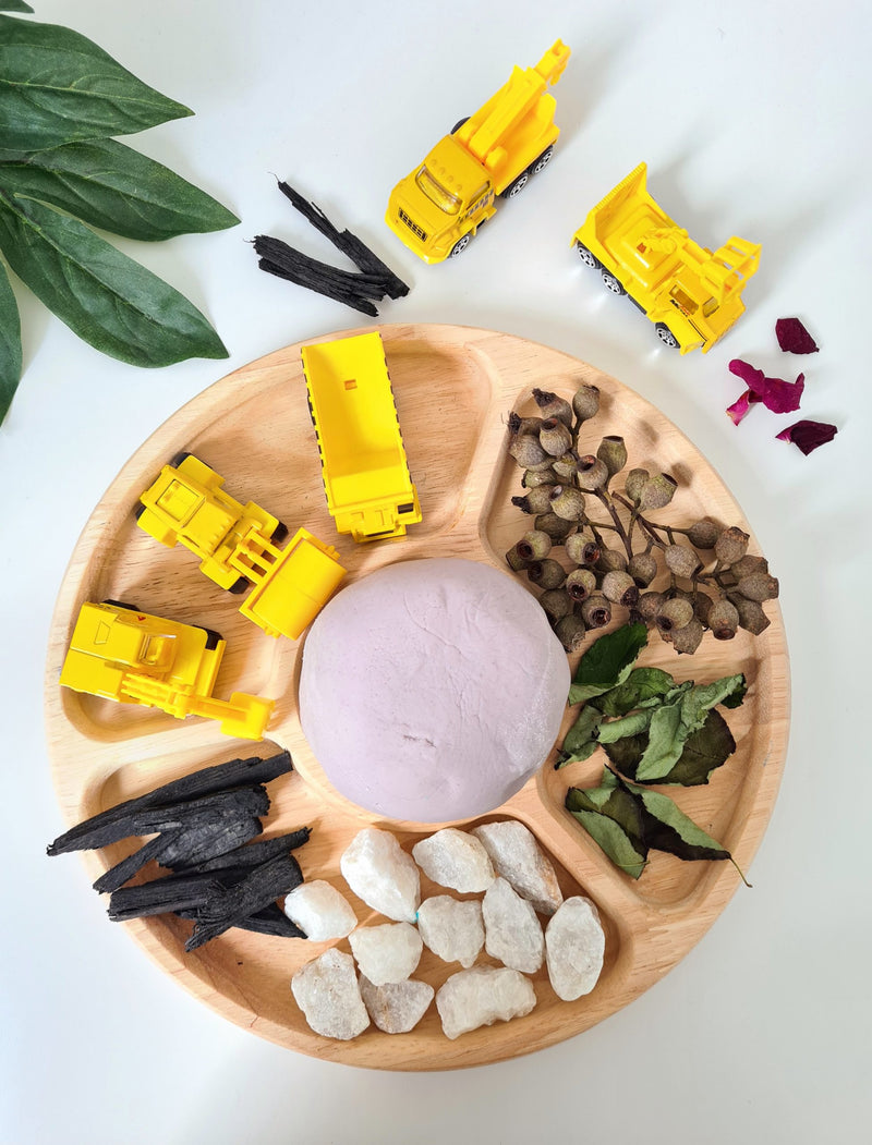 Qtoys Round Divided Natural Activity Tray Sensory Toys Tools 3yrs+