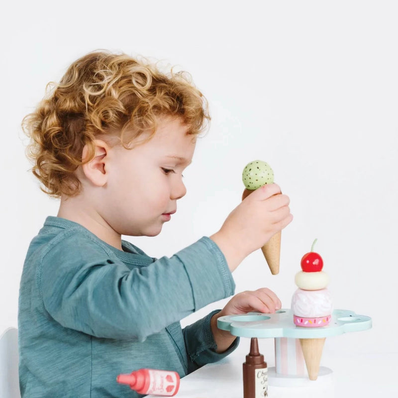 Le Toy Van Wooden Ice Cream Stand and Toppings Set Pretend and Imaginative Play 3yrs+