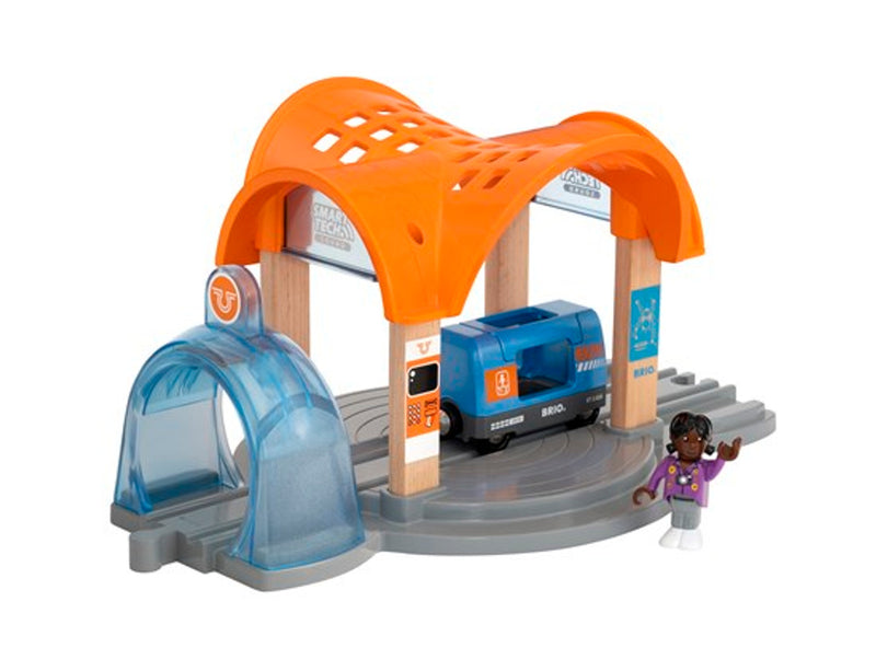 BRIO Smart Tech Action Tunnel Station  3yrs+