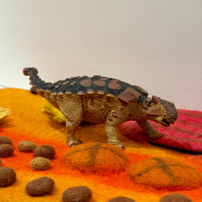 Ankylosaurus Large Figurine by Safari Ltd Dinosaur & Prehistoric World Collection Animal Figurines Dinosaur and Dragon Theme 3yrs+