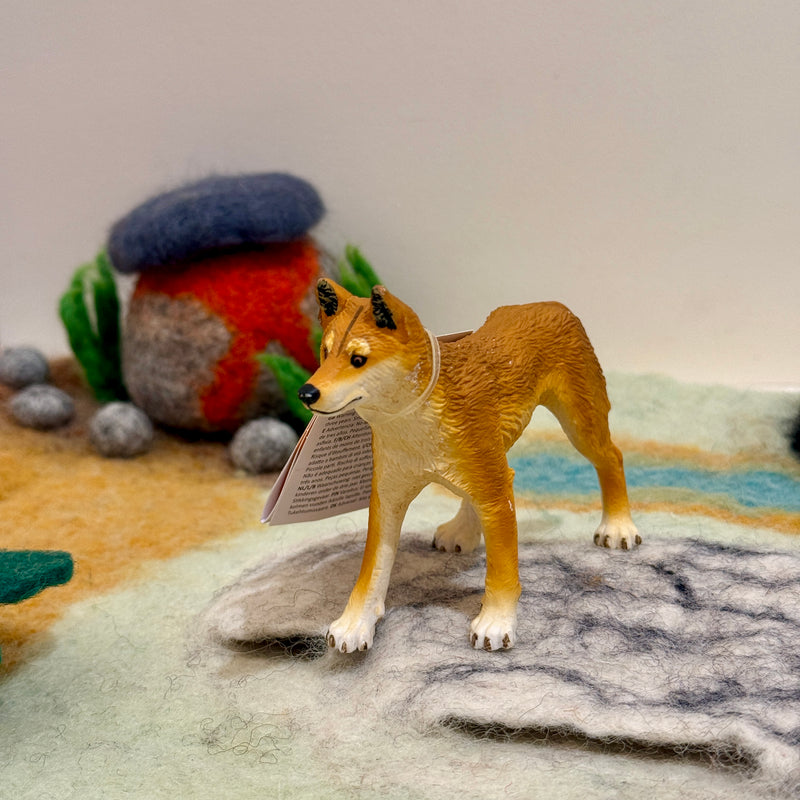 Dingo Figurine by Safari Ltd Australian Collection Animals Figurines 3yrs+