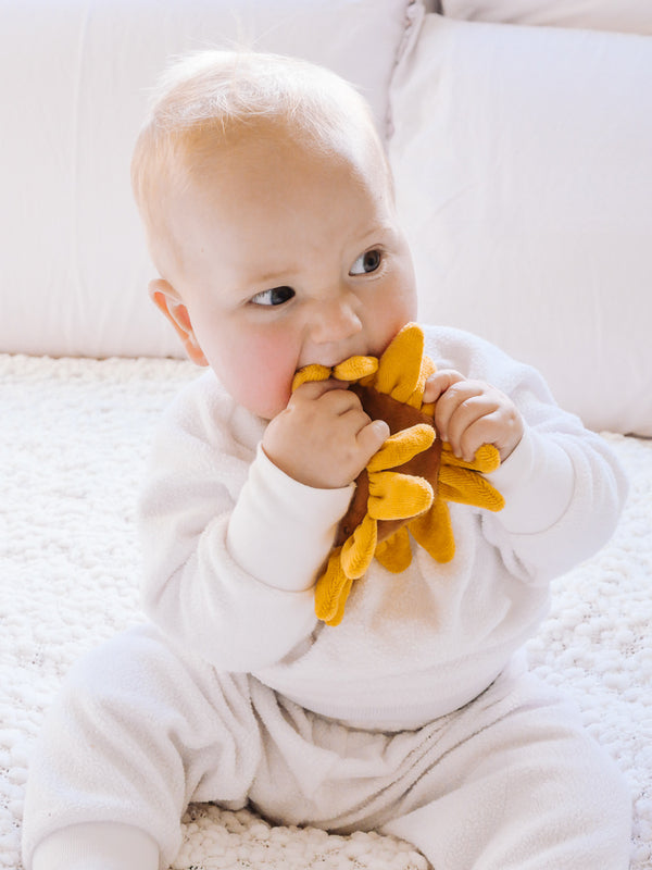 Tikiri Sunflower Scrunchie Baby Toys Baby Shower Gift Ideas Baby Toys 0m+