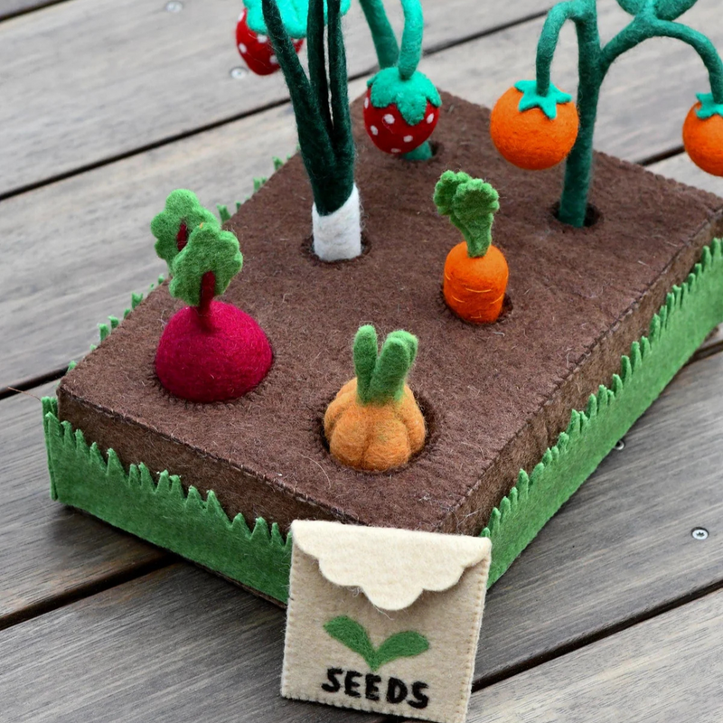 Tara Treasures Felt Garden Planter Box With Spout and Vegetables Pretend and Imaginative Play Farm Toys 3yrs+