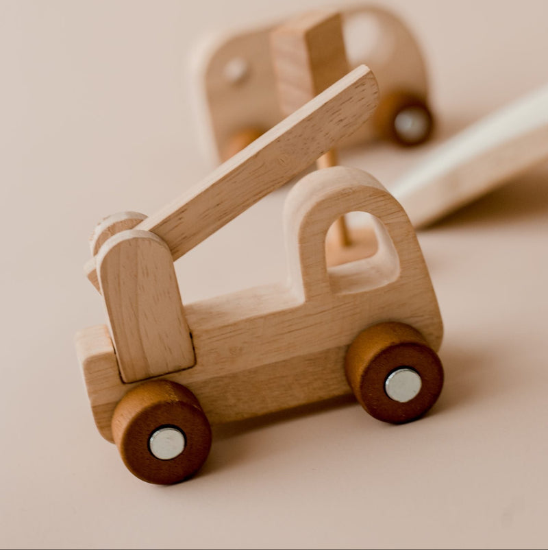 Qtoys Wooden Vehicle Play Set 12pcs Garage Toy Car 3yrs+