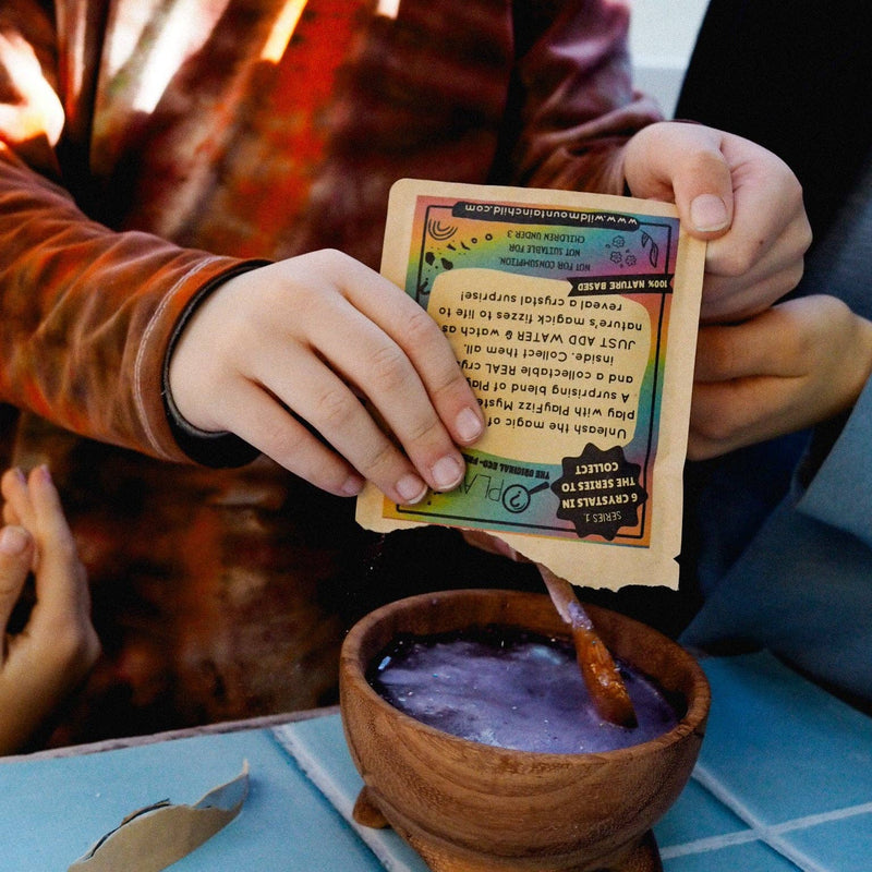 Magick Makers Mystery PlayFizz by Wild Mountain Child Sensory Water Play Potions Painting and Science Experiments Art and craft for Kids Early Science STEM Toys 3yrs+