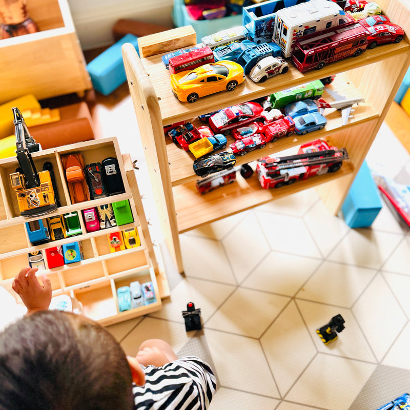 Small Pinewood 3 Tier Shelf Wooden Toy Storage Display Shelf Kid’s Furniture 69(H) X 42.3(W) X 30(D) Bulky Item