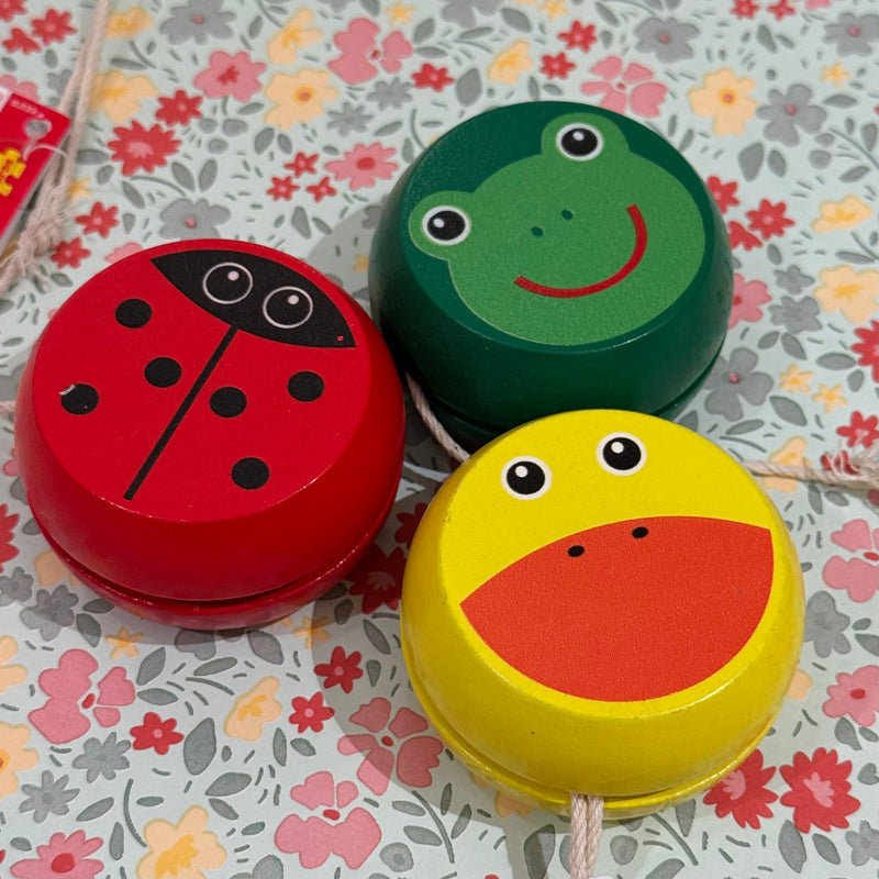 Bigjigs Wooden Animal Yo-Yos Assorted Design 3yrs+