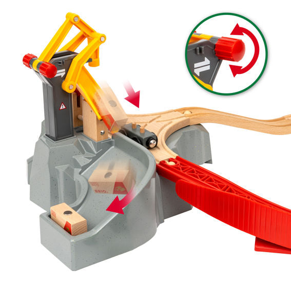 BRIO Cargo Mountain Set 32pcs Large Set Best Seller 3yrs+ (Bulky Shipping)