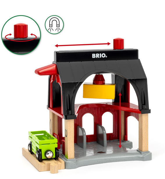 BRIO Animal Barn 6pcs Farm Animal Toys 3yrs+