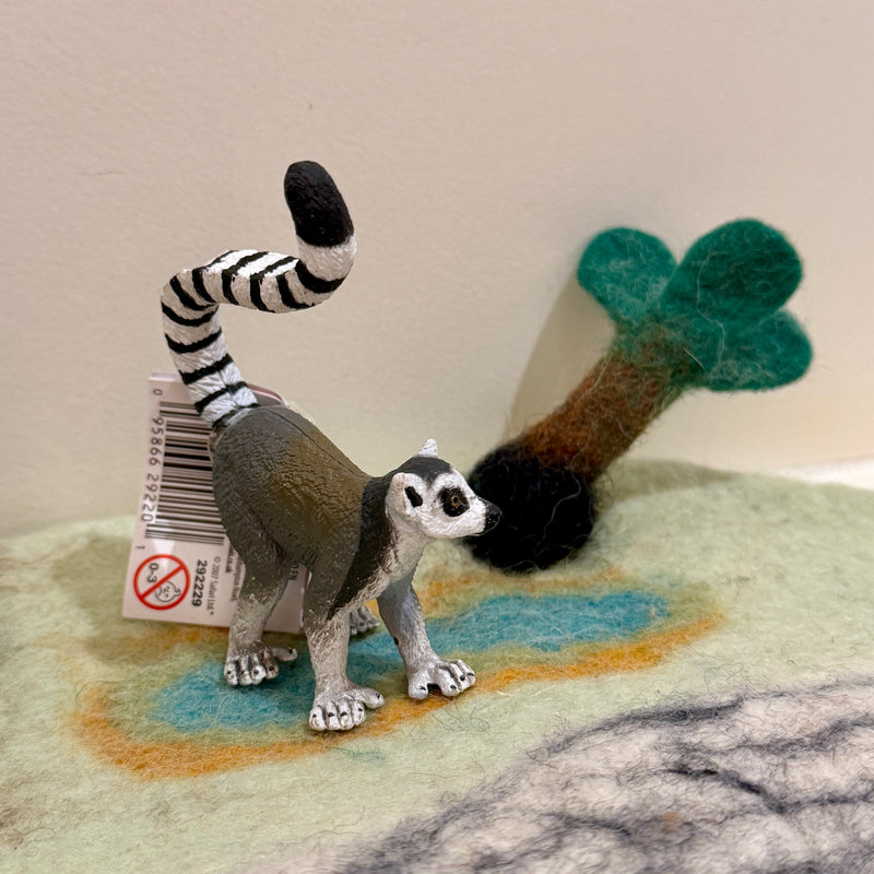 Ring-tailed Lemur Figurine by Safari Ltd Safari Collection Animal Figurines 3yrs+