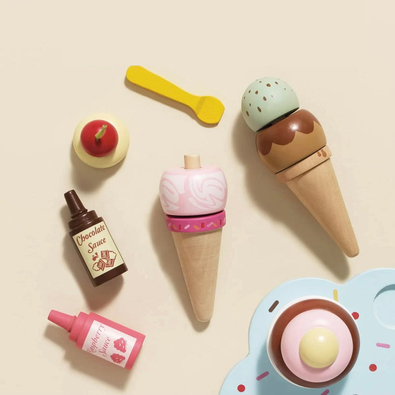 Le Toy Van Wooden Ice Cream Stand and Toppings Set Pretend and Imaginative Play 3yrs+
