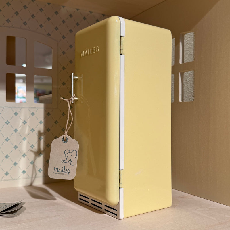 Maileg Miniature Fridge Yellow Gifting Idea for 3yrs+
