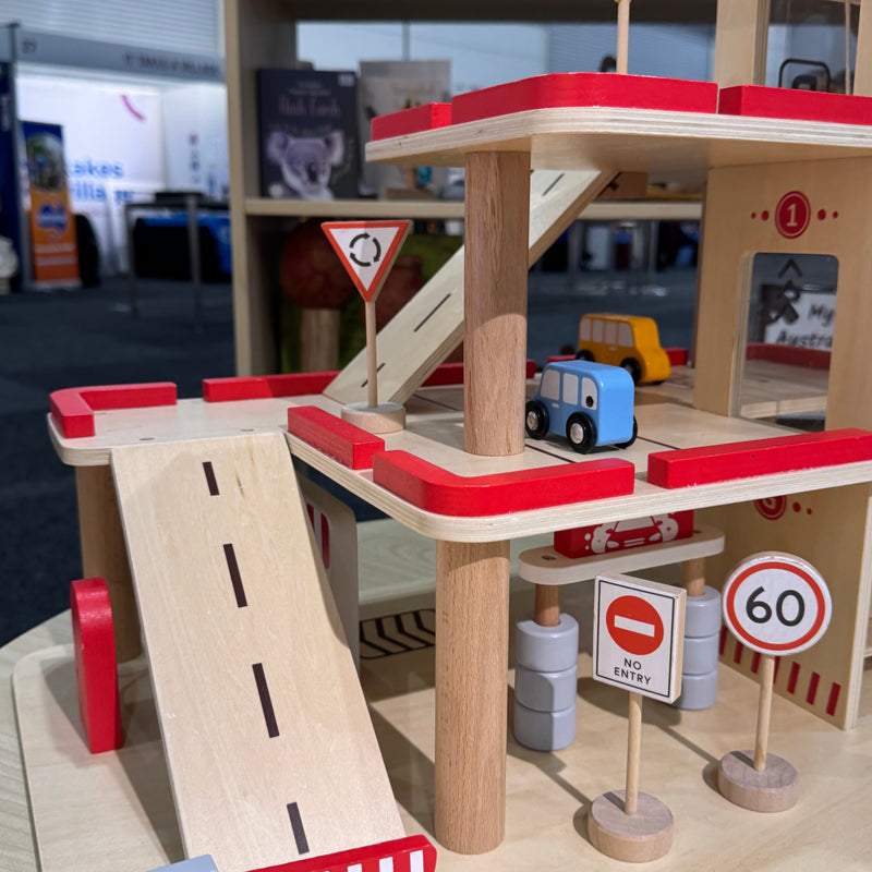 Viga Toys Wooden Multi Level Parking Garage and Gas Station Wooden Toys Car Garage 3yrs+ (Bulky Shipping)