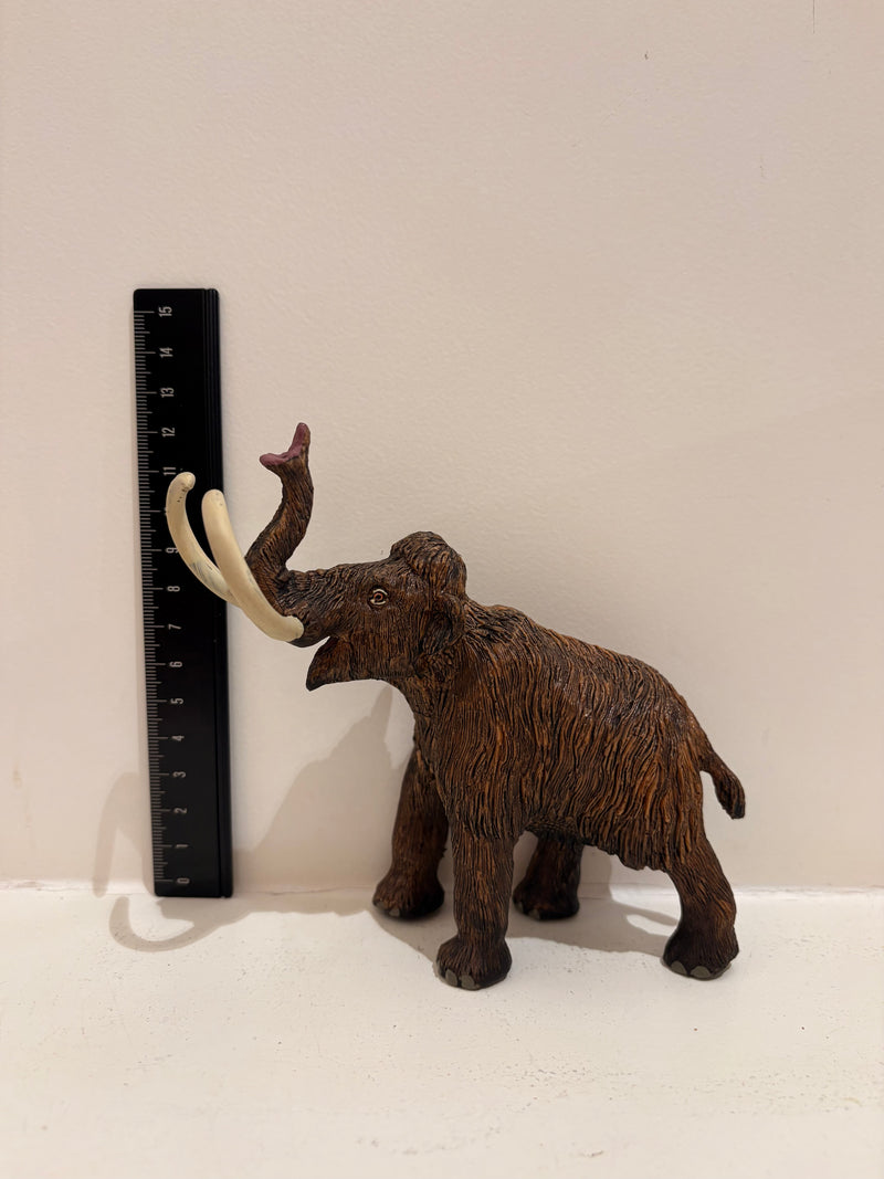 Woolly Mammoth Figurine by Safari Ltd Prehistoric World Collection Animal Figurines 3yrs+
