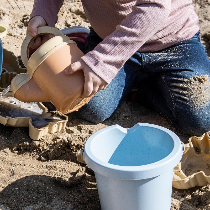 Dantoy Bioplastic Sand and Garden 4pc Set Water Bucket Sensory Outdoor Play Tools Sand and Water Toys 2yrs+