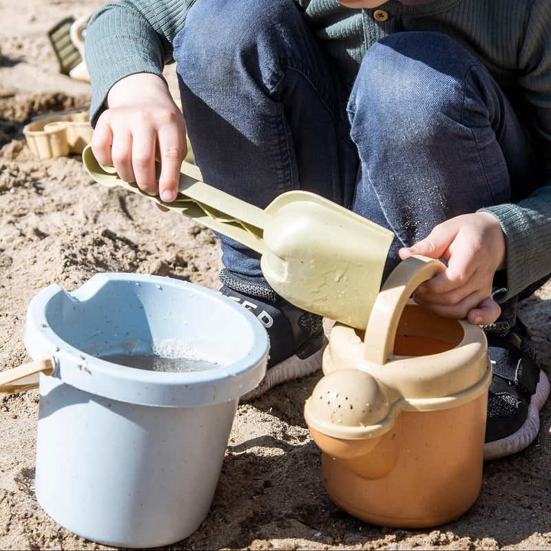 Dantoy Bioplastic Sand and Garden 4pc Set Water Bucket Sensory Outdoor Play Tools Sand and Water Toys 2yrs+
