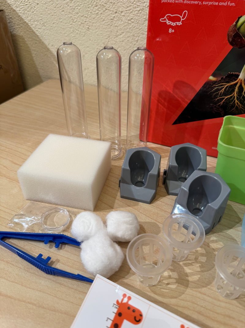 Australian Geographic Botany Lab Kit with 13 Botany Experiments Early Science STEM Toys Gifting Idea for 8yrs+