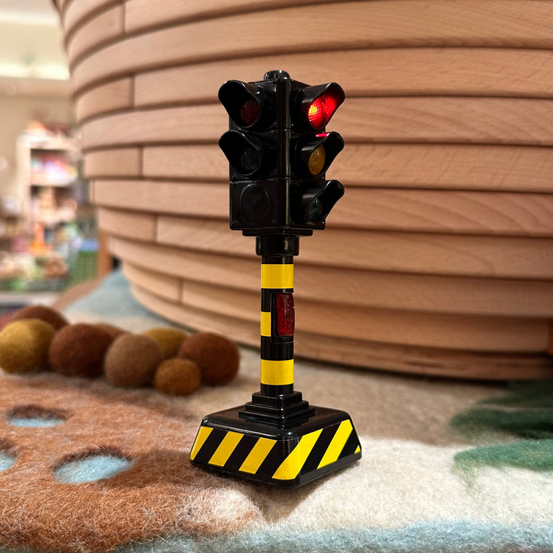 Dickie Toys Traffic Light With Light and Sound 12cm Best Seller 3yrs+