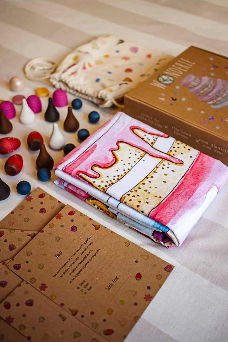 Wonderie The Everlasting Cake Cloth with 60 Grapat Pieces Open Ended Play Mat 3yrs+