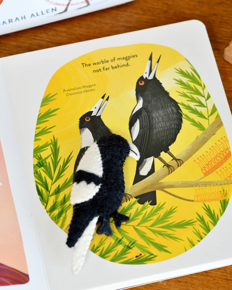 Tara Treasures Felt Busy Beaks Finger Puppet and Kids Book Set Felt Animals Pretend and Imaginative Play Best Seller 3yrs+