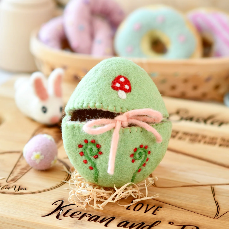 Tara Treasures Felt Egg Cover - Green with Mushroom Motif Easter Toys 3yrs+