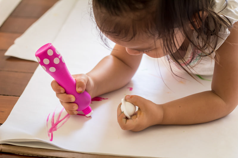 Dot Foam Markers 6 Colours by Djeco Stationary Toddler Art and Craft Developmental Toys for Toddlers Best Seller 18m+