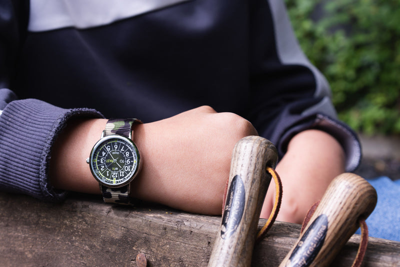 EasyRead Kids Analog Watch Water Resistant Camo Band Learn to tell Time Past and To by ertt Early Math STEM Toys 4yrs+