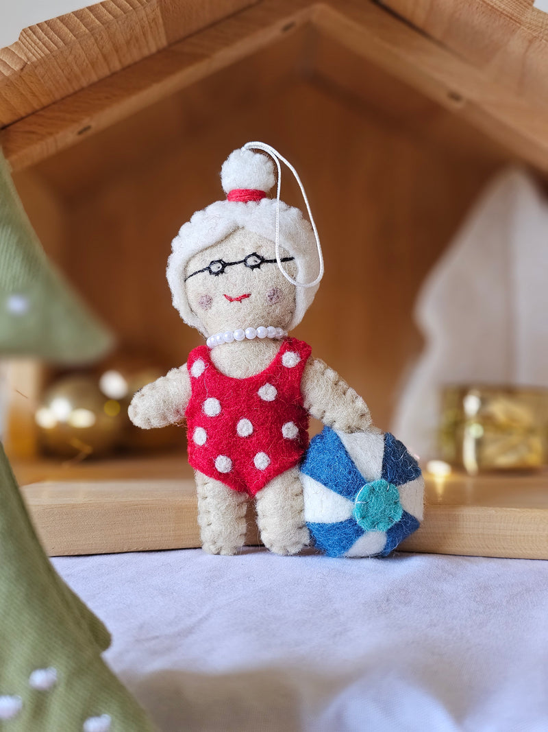 Pashom Felt Christmas Beach Santa And Mrs Claus Pretend & Imaginative Play Toys Christmas Range 3yrs+