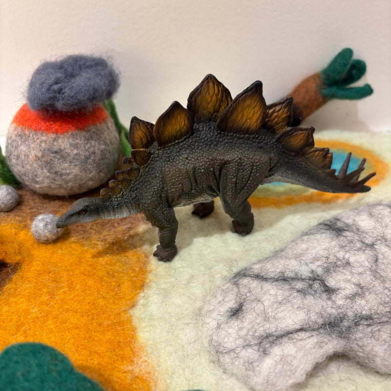 Stegosaurus Figurine by CollectA Large Dinosaur & Prehistoric World Collection Animal Figurines Dinosaur and Dragon Theme 3yrs+