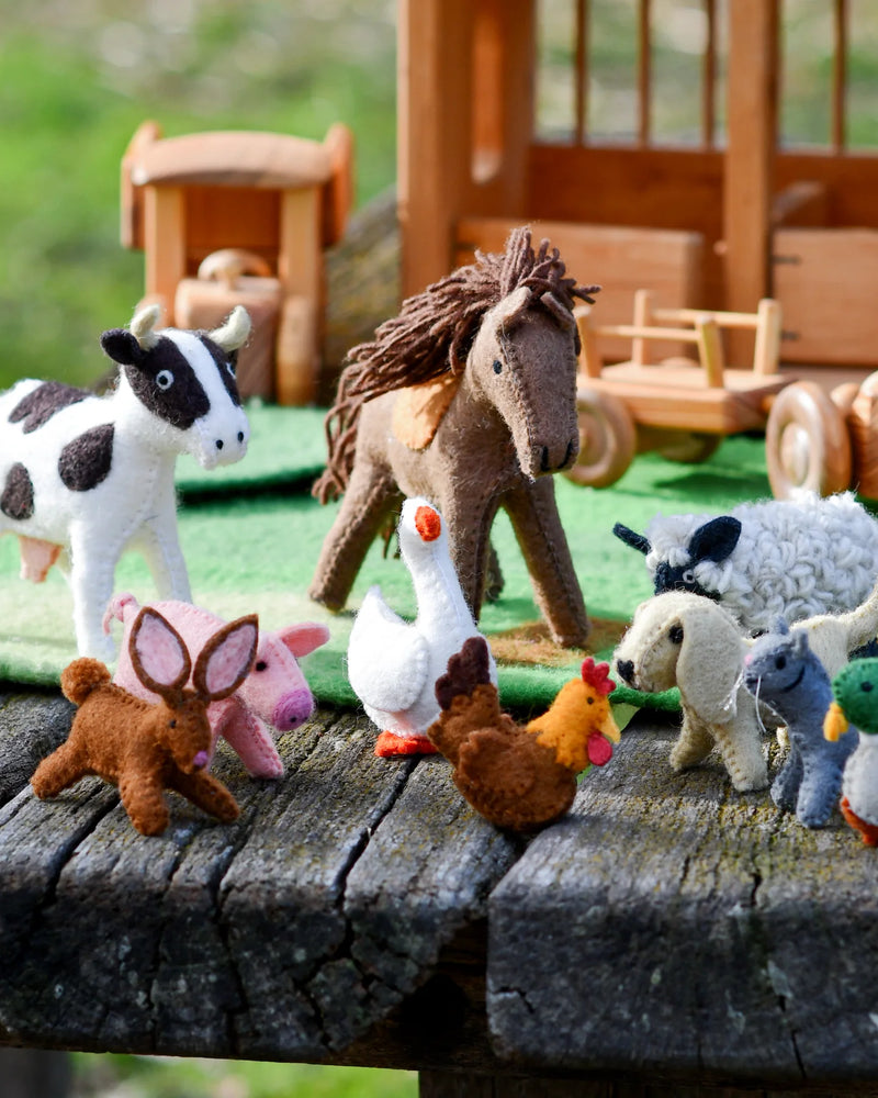 Tara Treasures Felt Farm Animals Set of 10 Pretend & Imaginative Play Animal Toys Best Seller 3yrs+