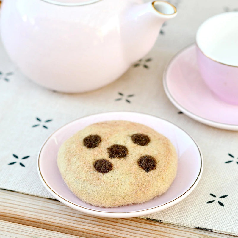 Tara Treasures Felt Big Chocolate Chip Cookie Pretend and Imaginative Play Kitchen Accessories 3yrs+