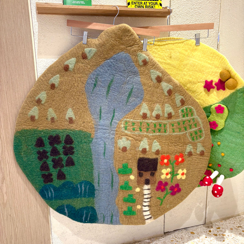 Papoose Large Felt Farm Play Mat Playscape 90cm Pretend & Imaginative Play Toys 3yrs+