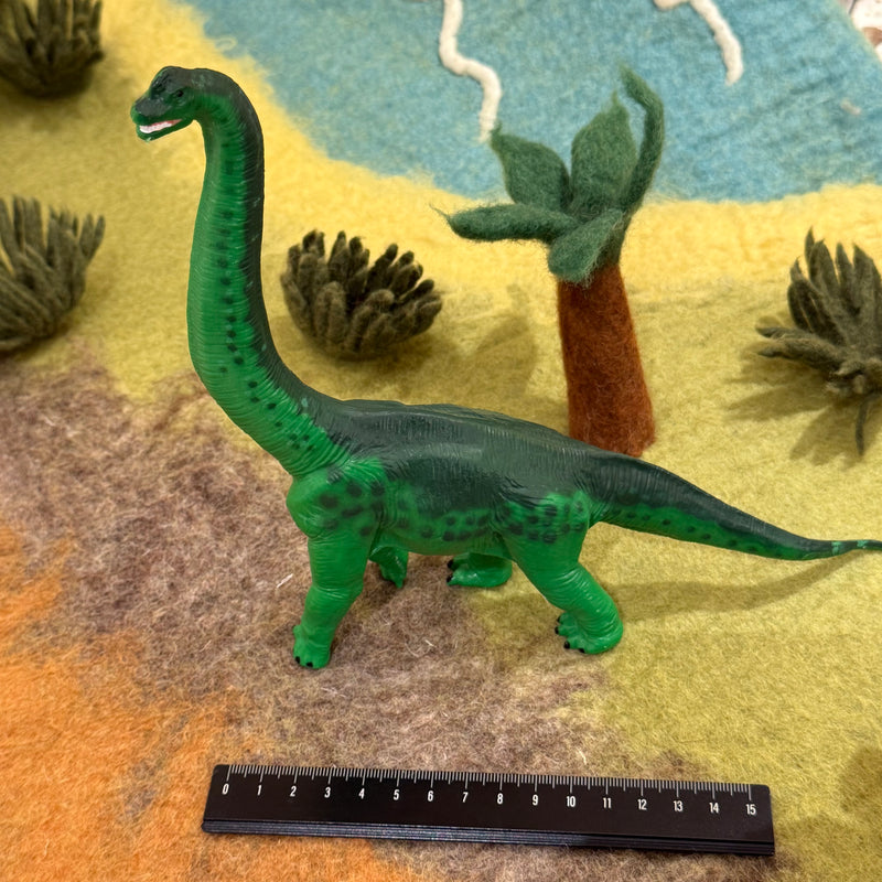 Brachiosaurus Figurine Large Dinosaur & Prehistoric World Collection Animal Figurines Dinosaur and Dragon Theme 3yrs+