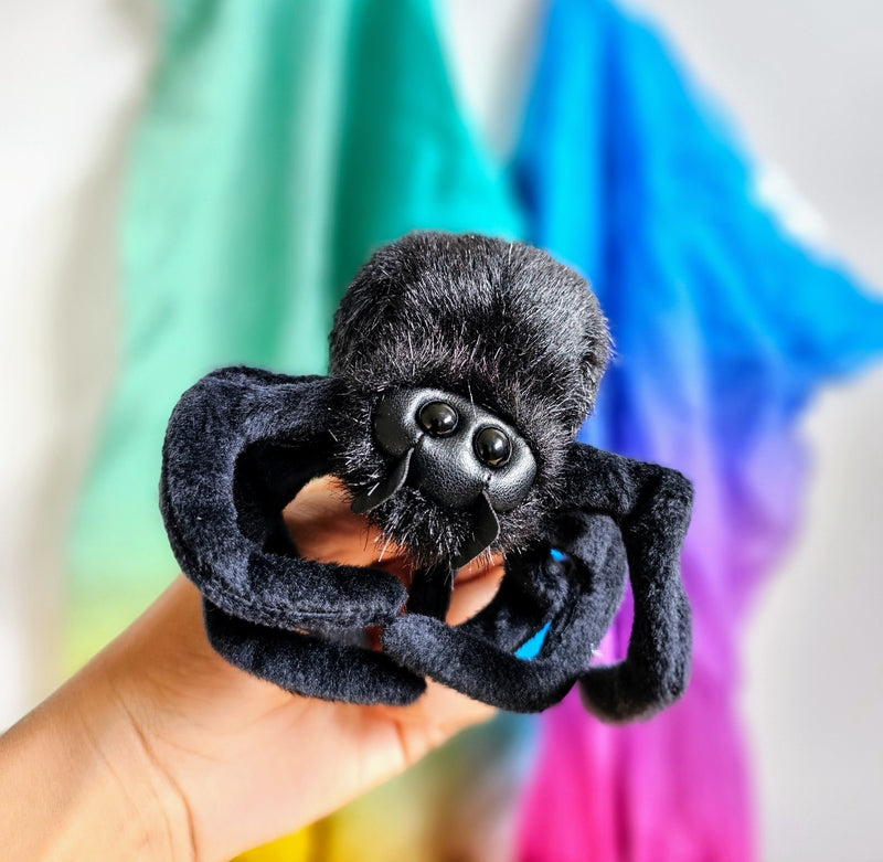 Spider String Puppet Spider Finger Puppet by Folkmanis 3yrs+ — My Playroom