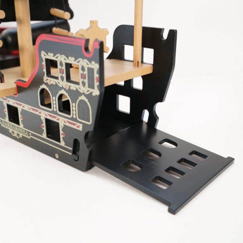 Le Toy Van Barbarossa Pirate Ship 3yrs+