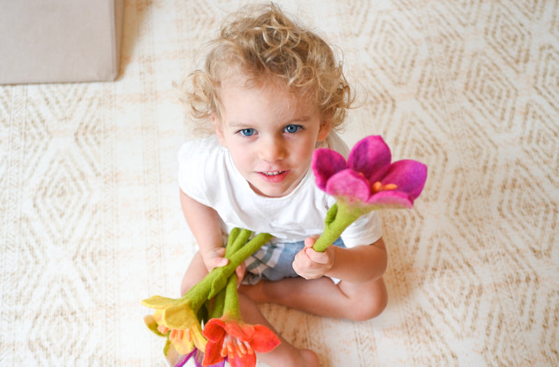 Tara Treasures Felt Flowers Set of 5 Pretend & Imaginative Play Toys Best Seller 3yrs+