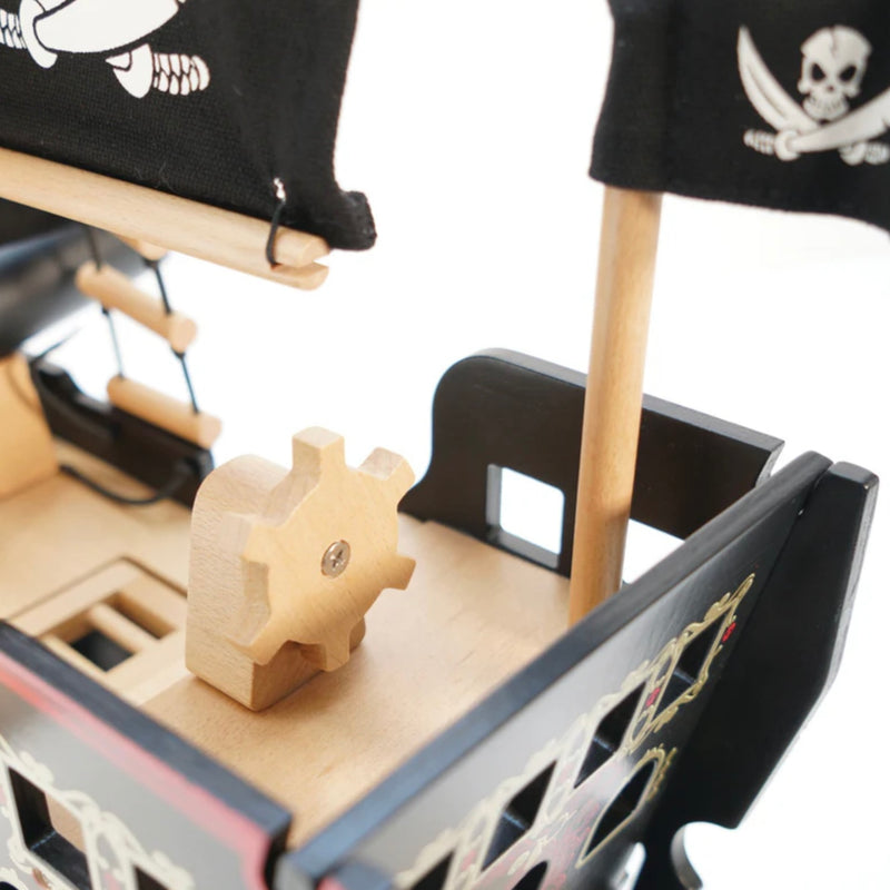 Le Toy Van Barbarossa Pirate Ship 3yrs+