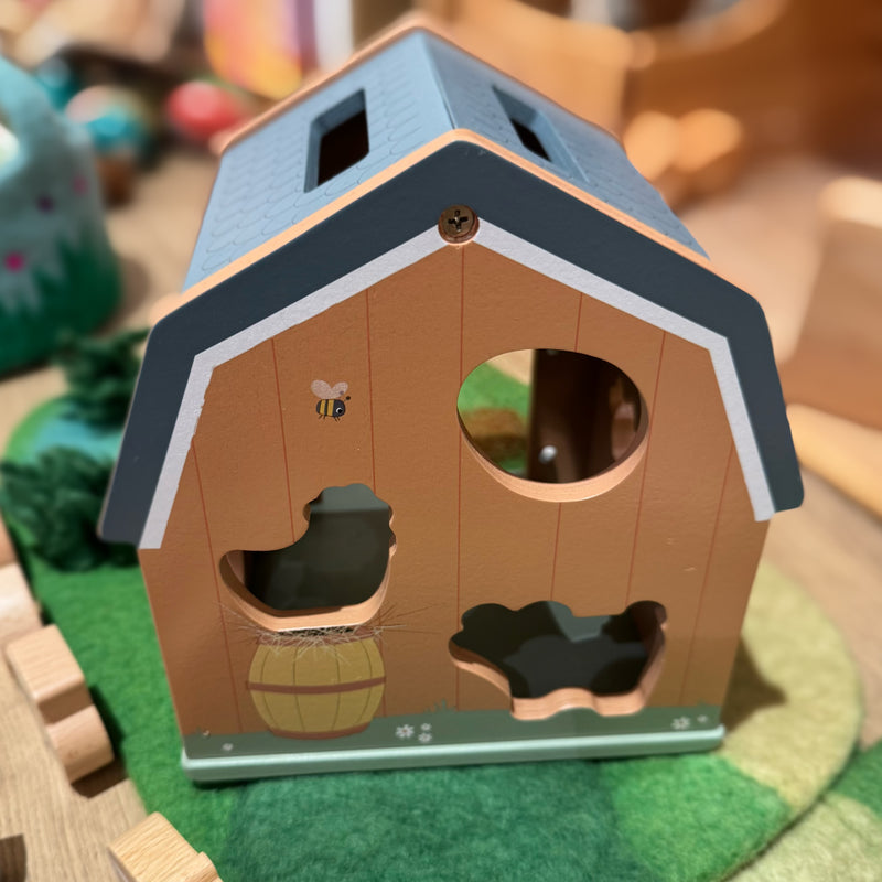 Shape Sorter Little Farm 8pcs by Little Dutch Farm Animal Toys Cognitive Developmental Toys for Toddlers 18m+